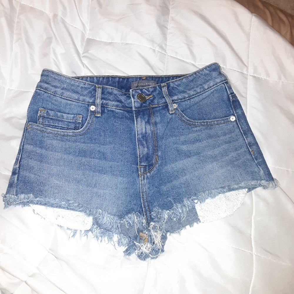Kendall and Kylie shorts 7